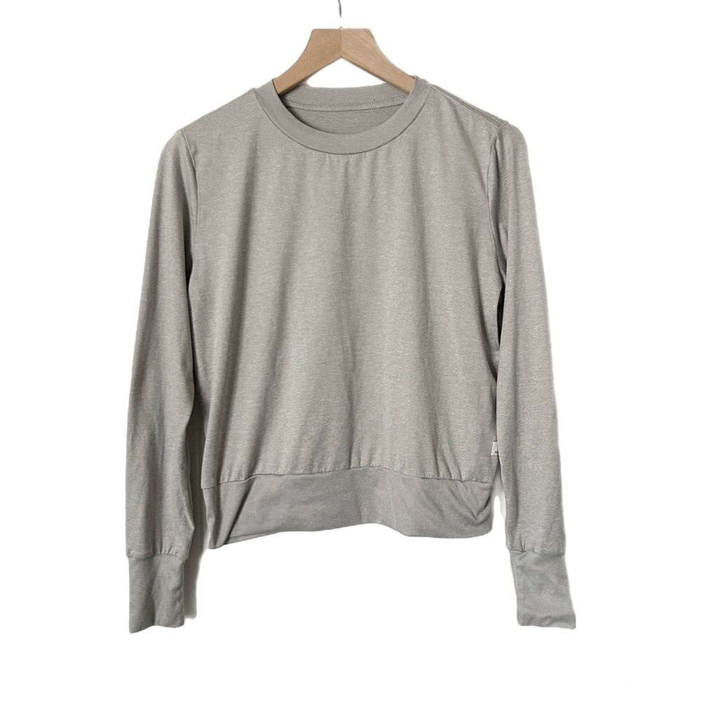 Vuori Women's Daydream Crew Performance Top in Pale Gray Heather Size Small